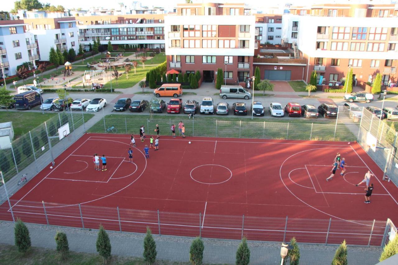 Apartament Jantar Z Ogrodem Kolobrzeg Exterior photo